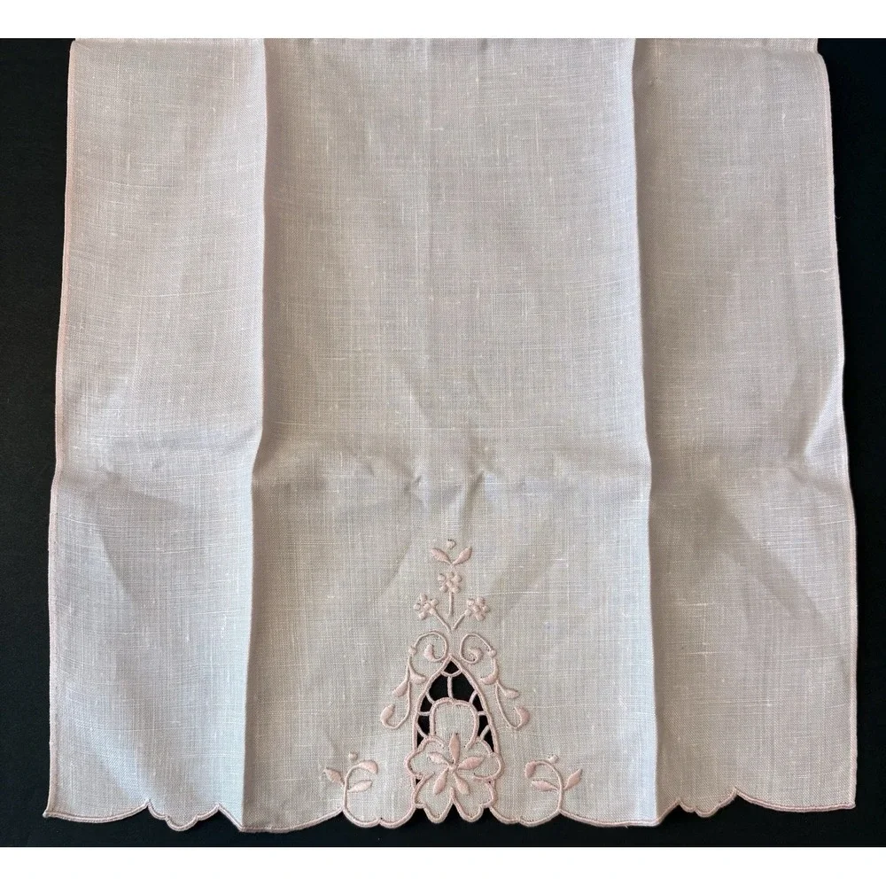 Vintage Pink Embroidered Linen‎ Leacock Portugal Cutwork Towel Dresser Scarf